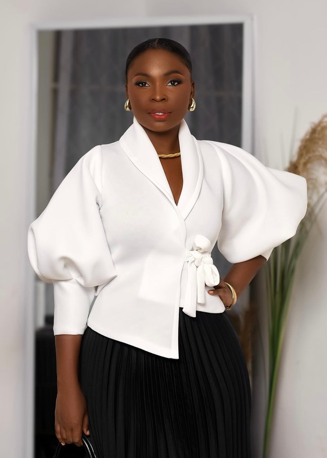 BLOOMBYEDZI EXAGGERATED SLEEVED BLOUSE
