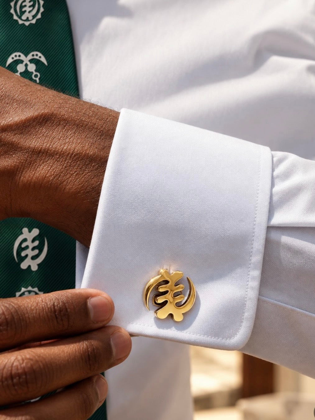 ADINKRA REPUBLIC - GYE NYAME GOLD ( CUFFLINKS )