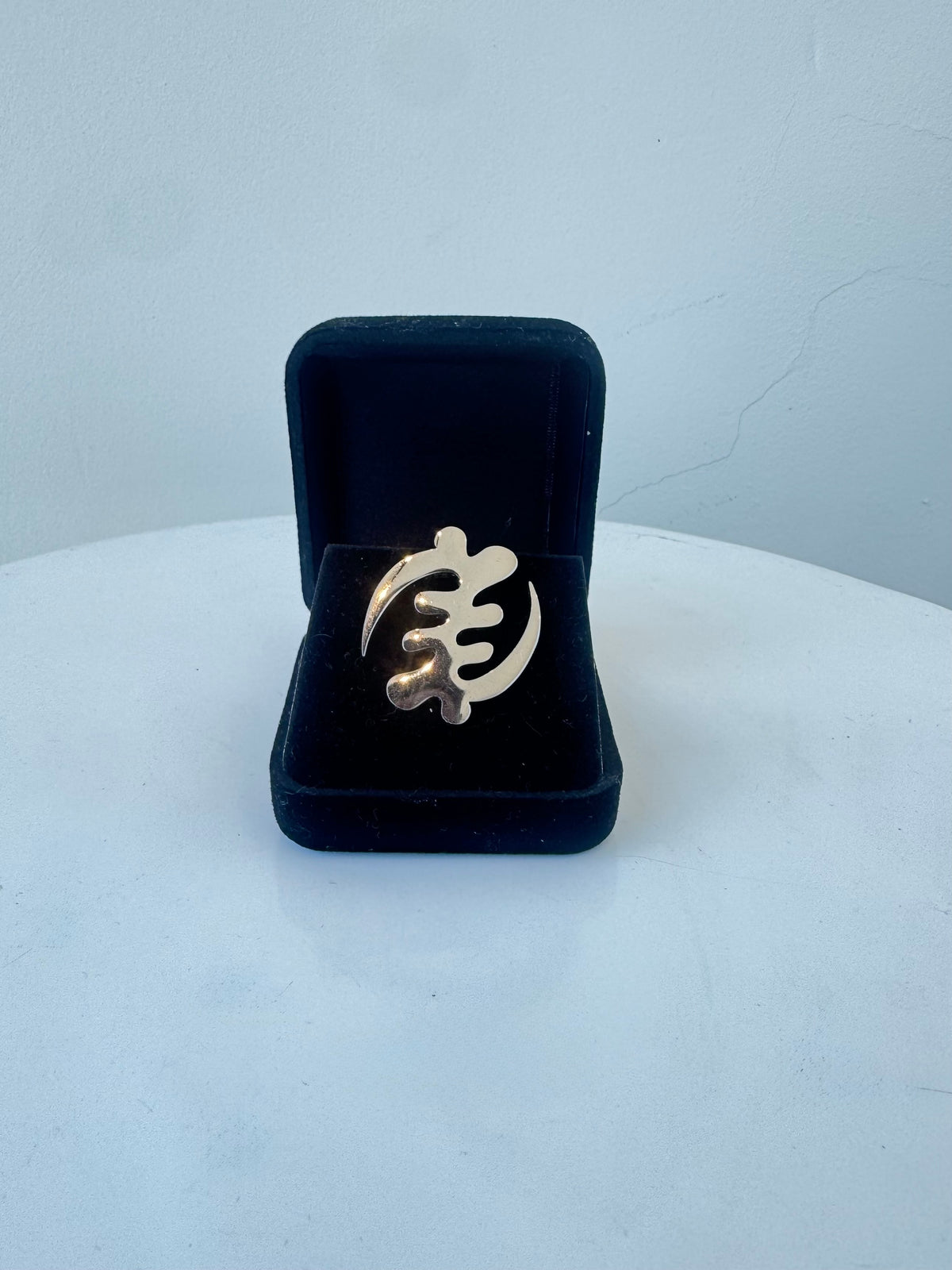 ADINKRA REPUBLIC - GYE NYAME SILVER ( BROOCH )