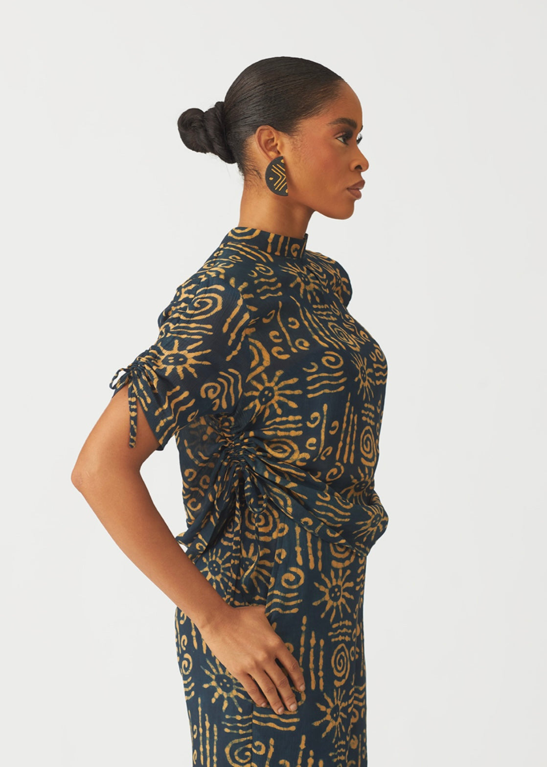 KWELAKU ANYANWU TWO-PIECE