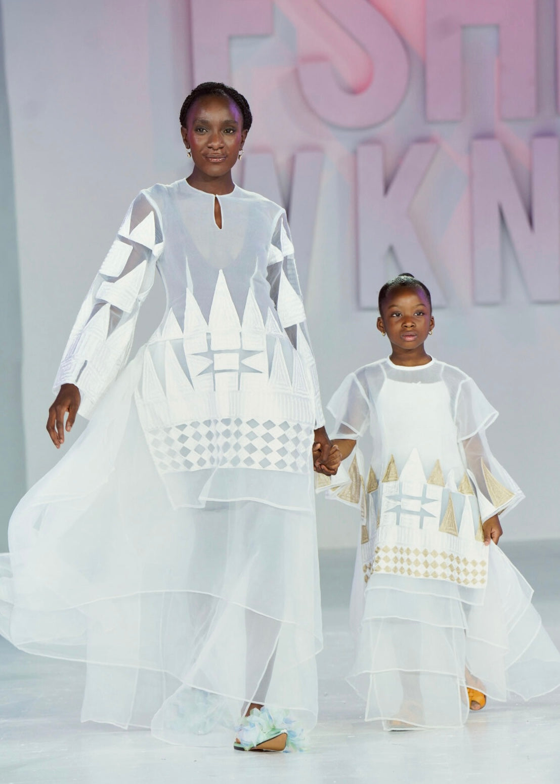 EJIRO AMOS TAFIRI DIJA KAFTAN
