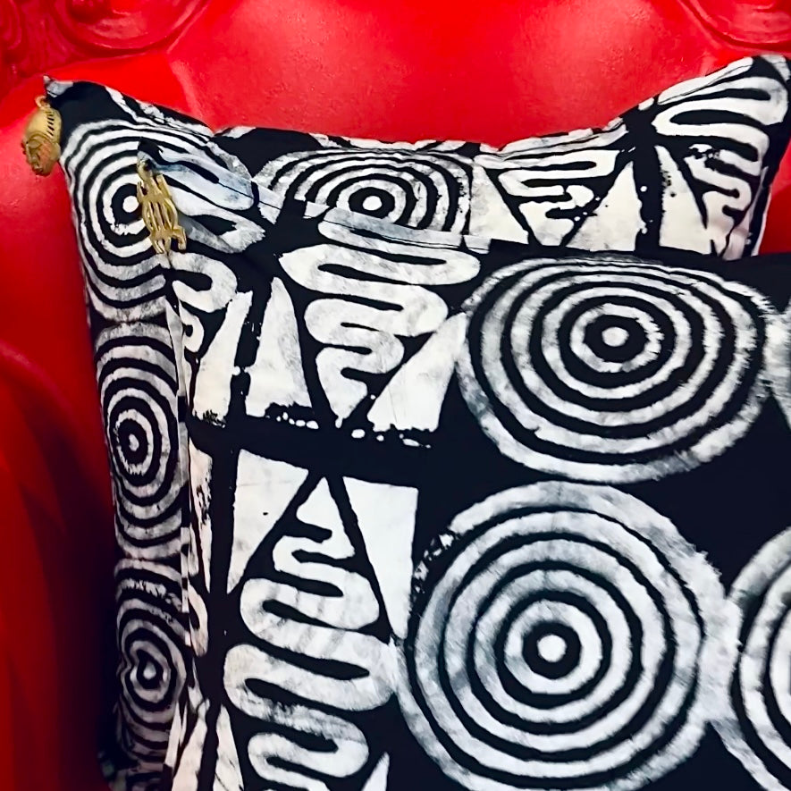 ADL- “In a Swirl” (LARGE)