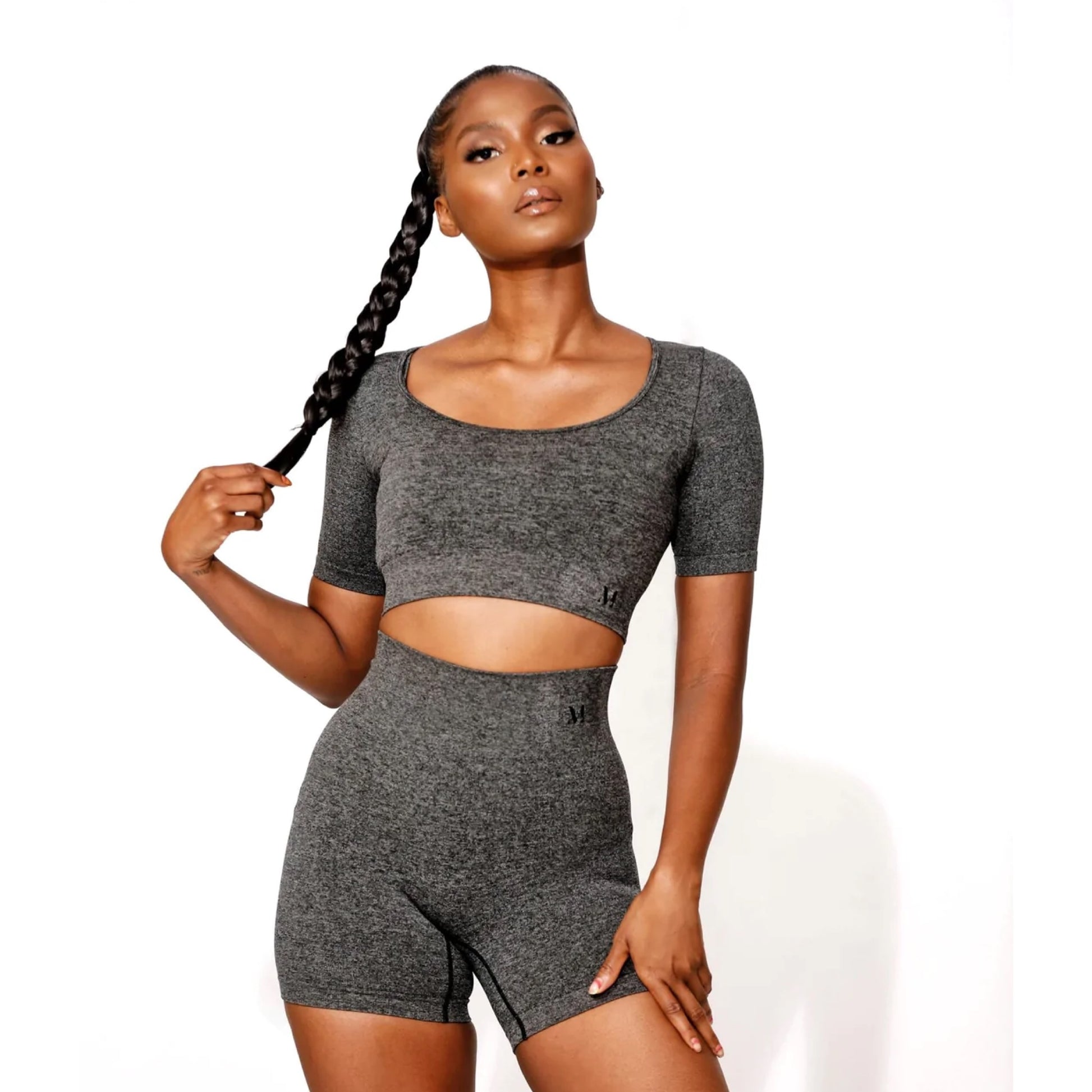 Moldme Amare Dark Grey Shorts