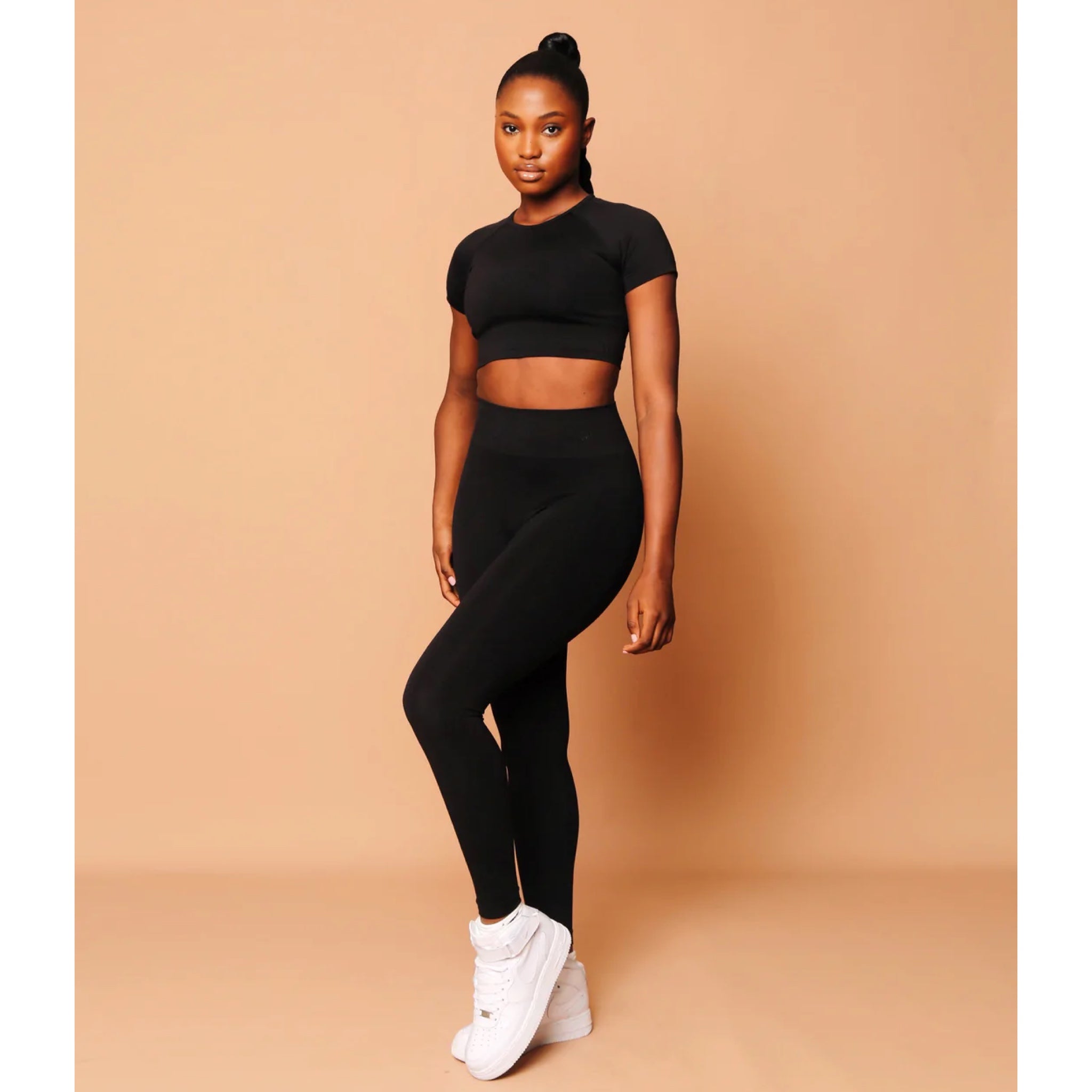 Moldme Butter Black Full-Length Leggings